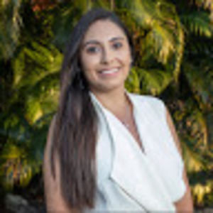 Meet your Posher, Daniela